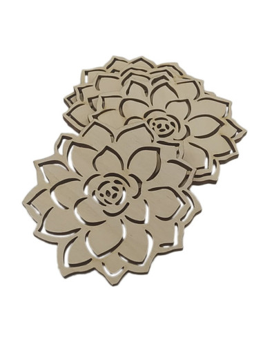 Posavasos floral visto desde arriba con diseño decorativo