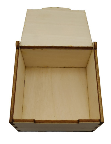 Personalisierte Holz-Geschenkbox – 2 Größen, mit Namen