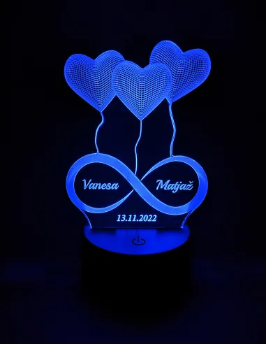 Personalizirana LED lučka srce neskončnost – imena & datum