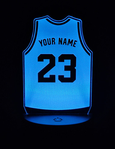 Lampe LED maillot de basket personnalisée avec nom et numéro gravés.