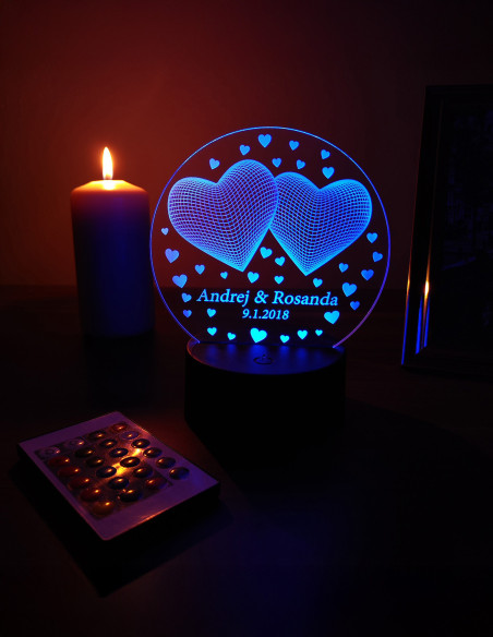 Lampe LED personnalisée deux cœurs avec prénoms & date | Cadeau romantique
