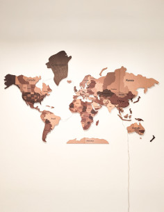 Carte du monde en bois rétroéclairée accrochée au mur 2