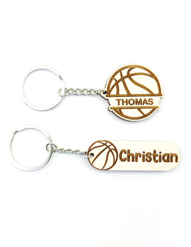 Vergleich von runder und länglicher Version des Basketball Schlüsselanhängers