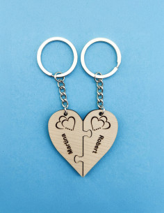 Personalized heart puzzle keychains with engraved names 2