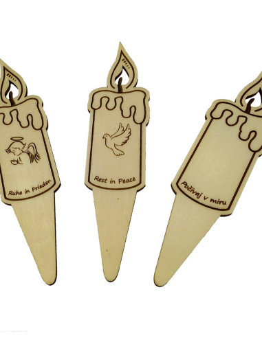 komplet treh lesenih sveč z različnimi gravurami za grobove
