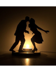 Romantic candle holder with kissing couple shadow design 2