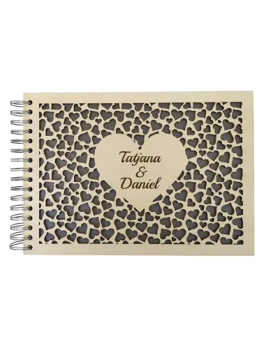 Fotoalbum mit Herzdesign und Gravur – ideales Geschenk für Paare